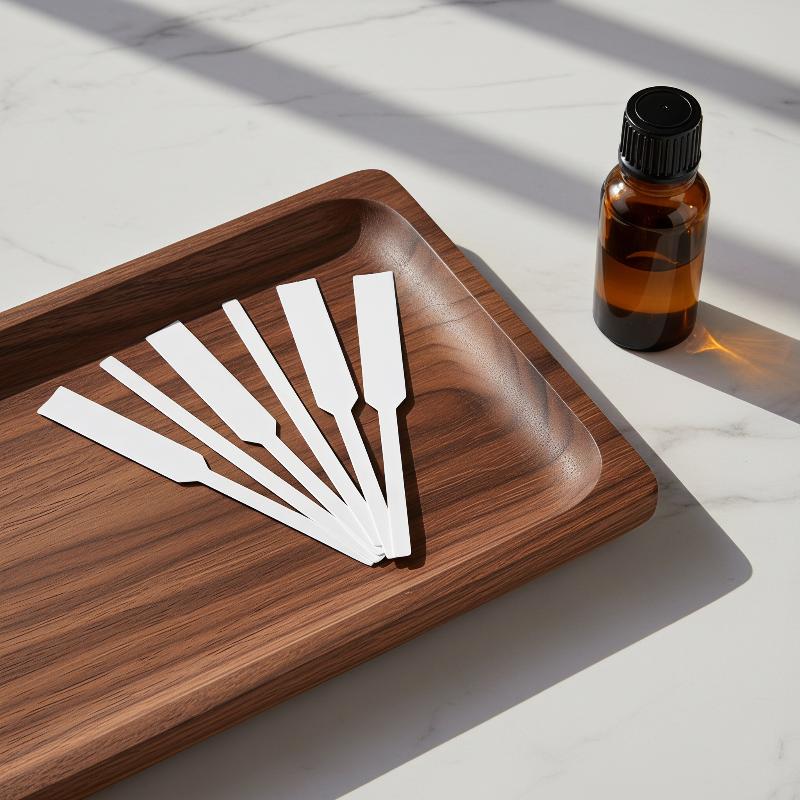 Perfume Home Fragrance - 100枚入り耐久性のある紙製プレミアム吸収性香水テストストリップ、厚手で香料テスト、香水作り、家庭用に最適