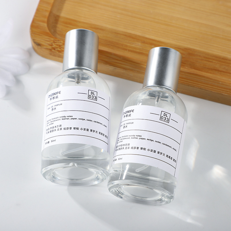 ブランド+ サンダルウッド香水 50ml、レザーセダーウッデ - Perfume Fragrance Lab のレビューと価格