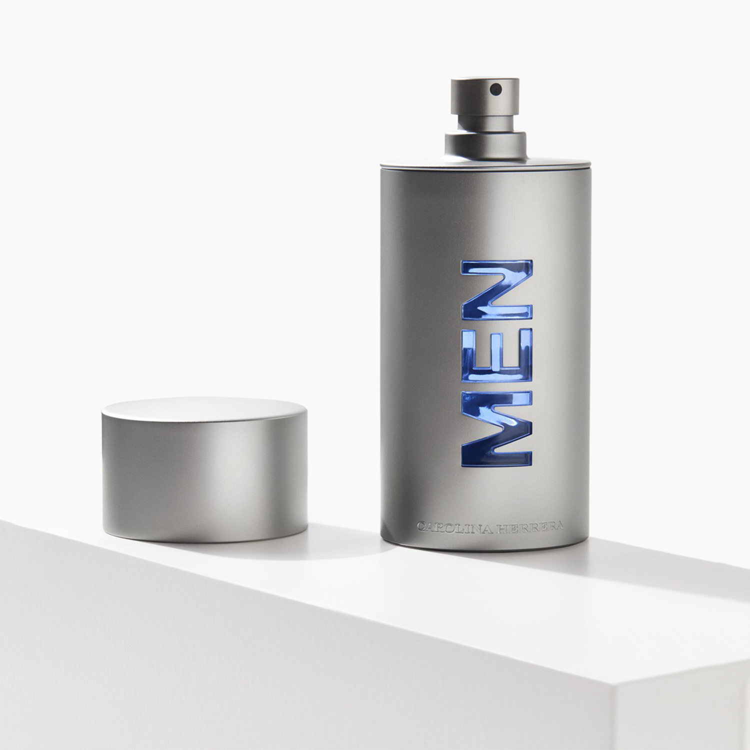 カロライナ・ヘレラ 212 メン 100ml オードトワレ  - Fragrance Perfume For Man のレビューと価格